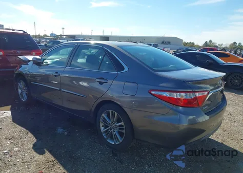 2017 Toyota Camry Se z USA, uszkodzony, nr VIN 4T1BF1FK1HU357418